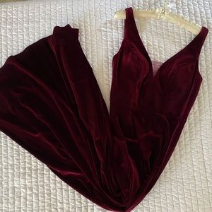 Cabaret rich velvet floor length dress by Azazie. Style Sommer. RN 155143 A8